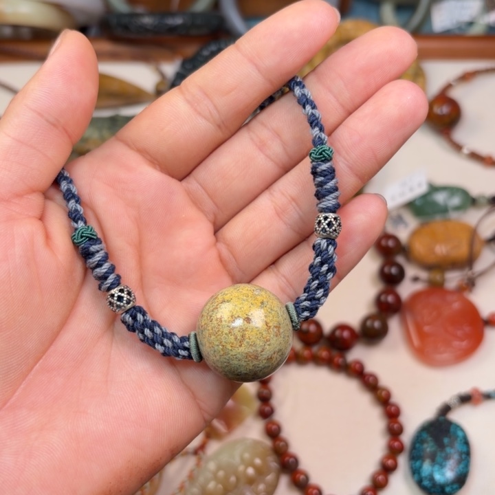 程***克岫岩河磨玉（透闪石质玉）未镶嵌颈饰