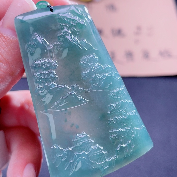 翡翠吊坠(不含链)未镶嵌