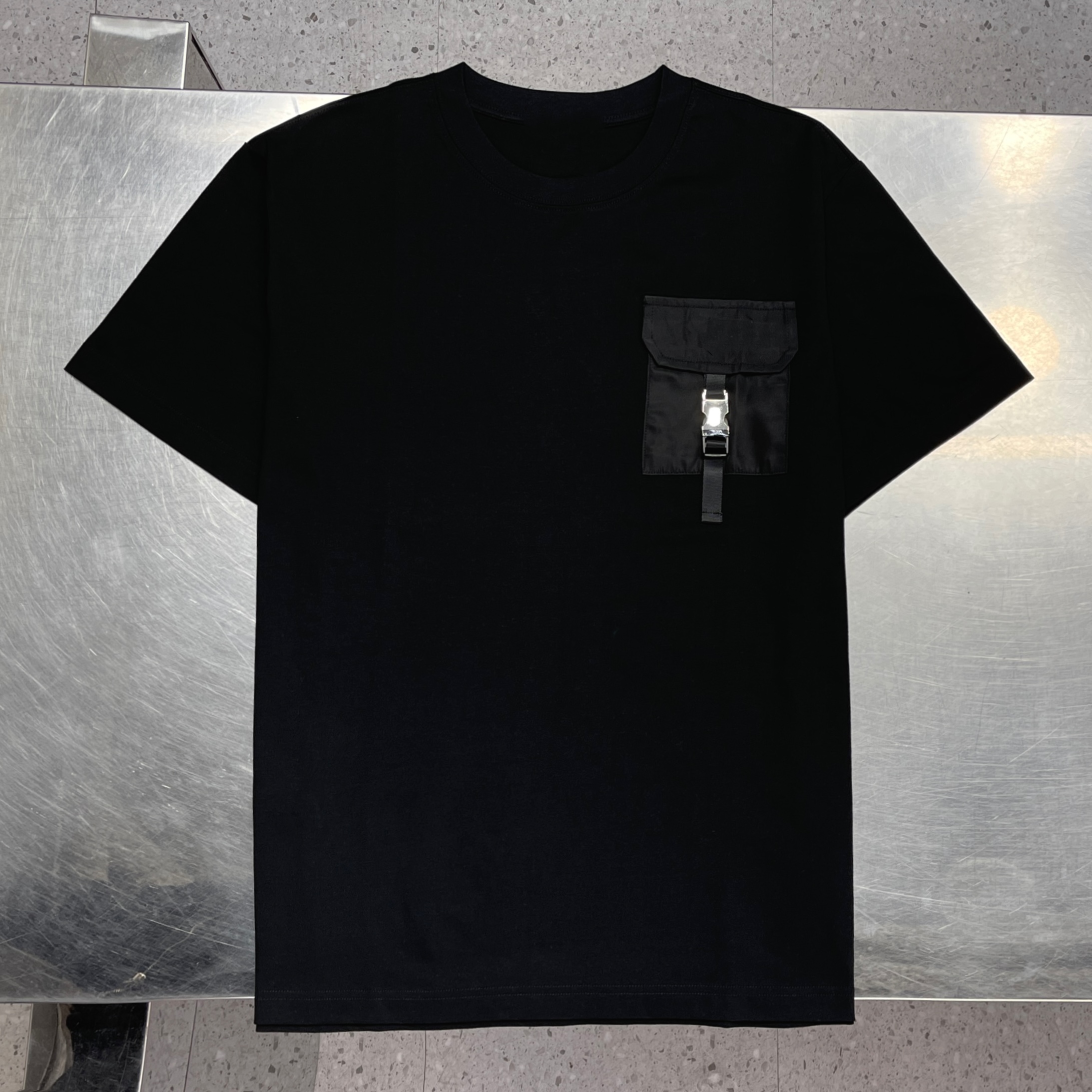 男装尼龙左口袋短袖潮流时尚