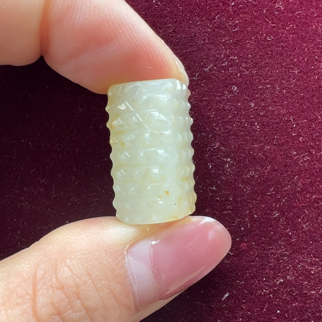 和田玉未镶嵌珠宝奇石