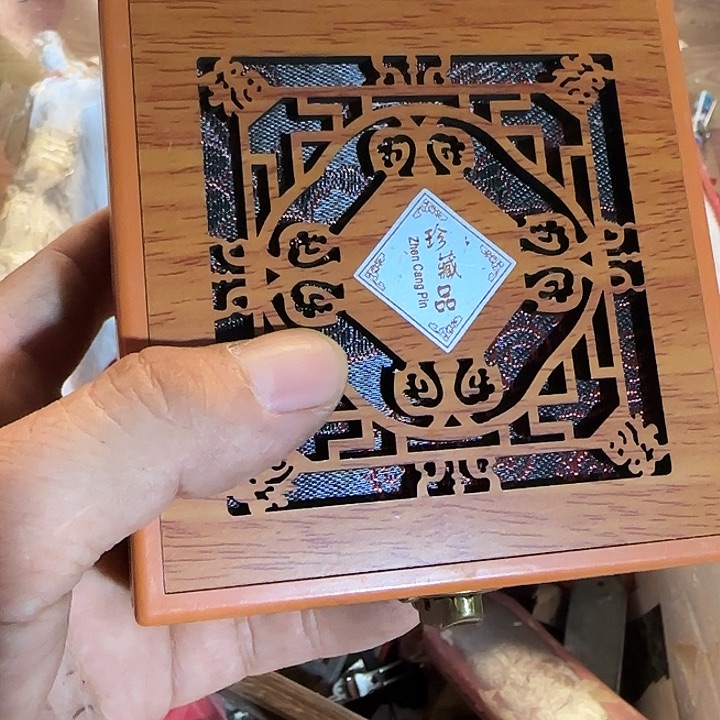人***行扇子干活哈哈哈哈哈哈哈哈哈哈