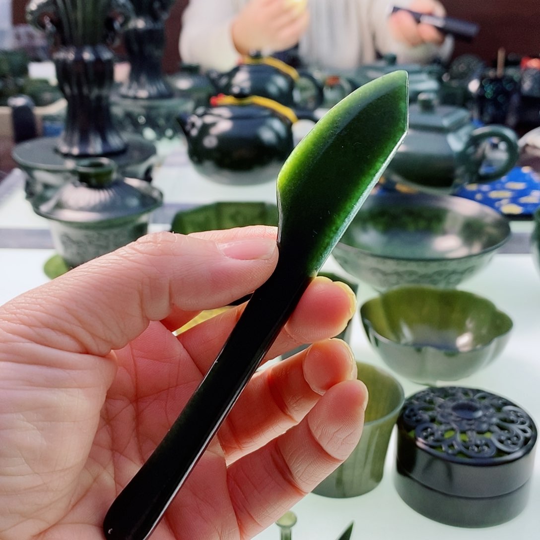 和田玉（青玉）摆件未镶嵌