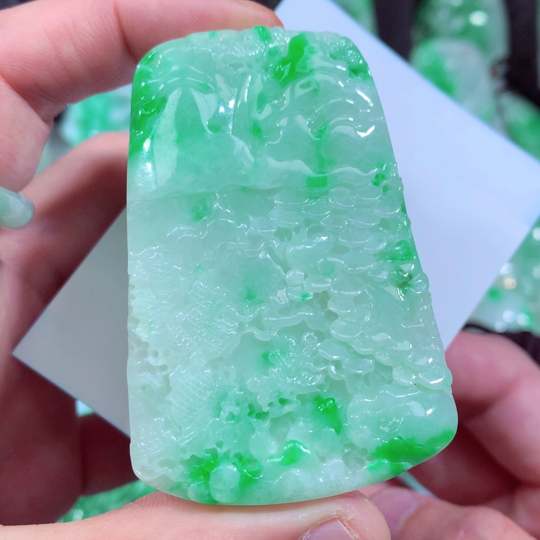 翡翠颈饰未镶嵌缅甸翡翠