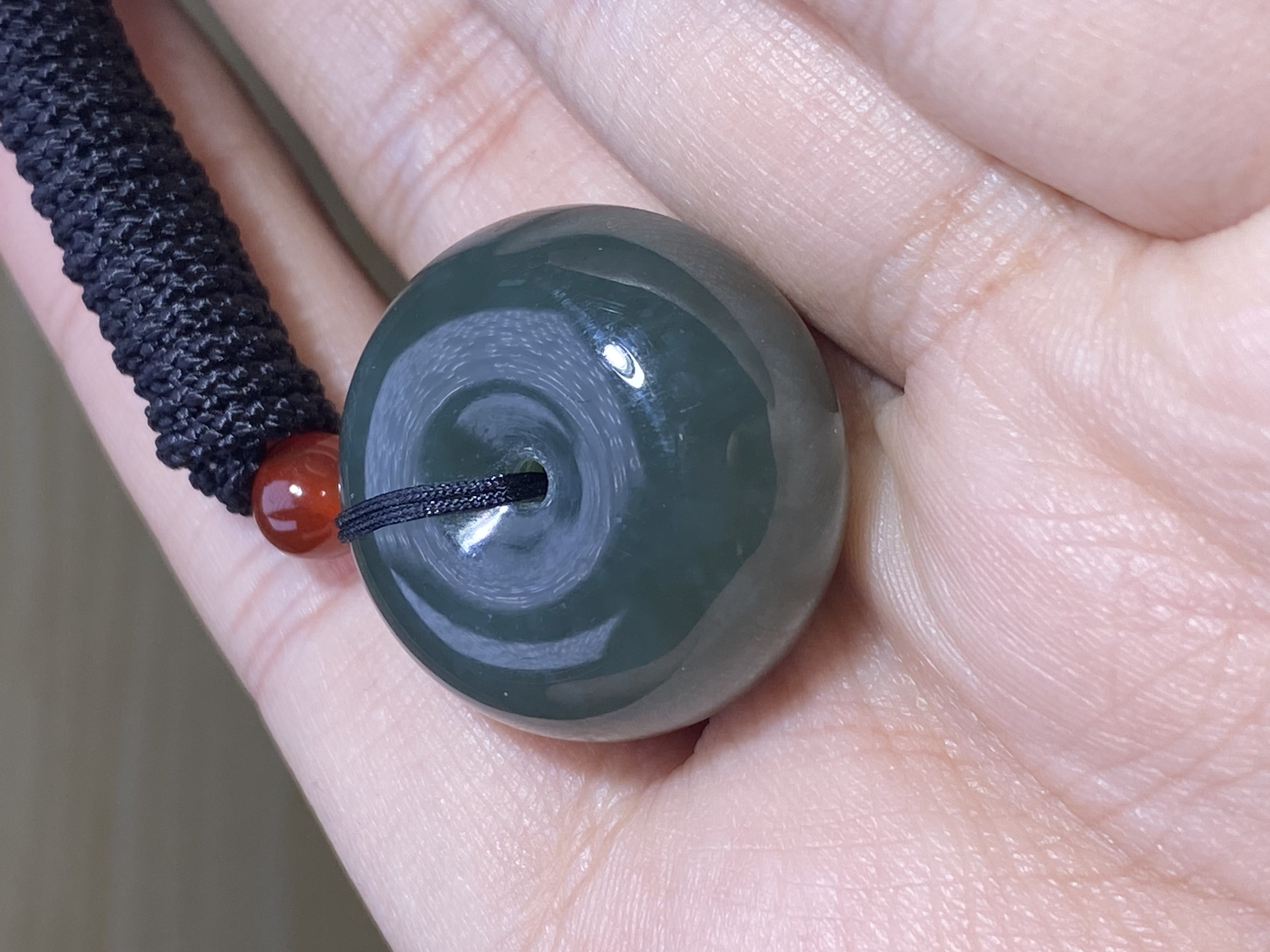 有品珠宝新疆天然和田玉平安扣多样性发一