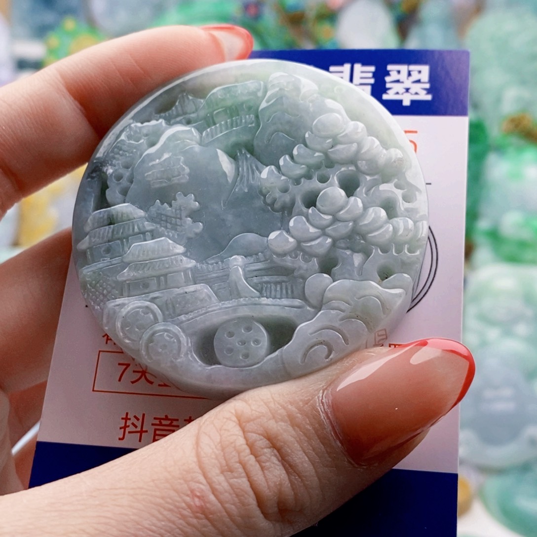 吊坠(不含链)未镶嵌翡翠