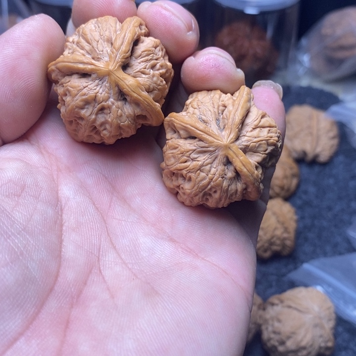 吊坠文玩核桃36雨花石三棱