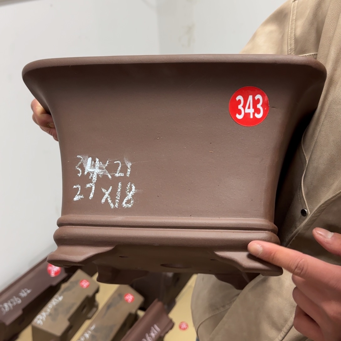 紫砂花盆呜呜呜呜