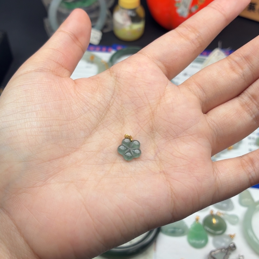 翡翠18K金镶嵌颈饰00033