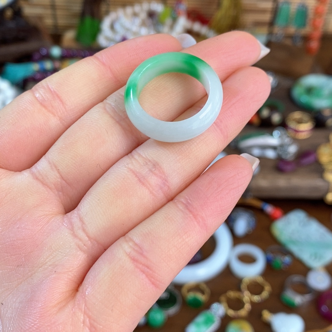 @***～翡翠未镶嵌戒指漂亮漂亮漂亮漂亮漂亮