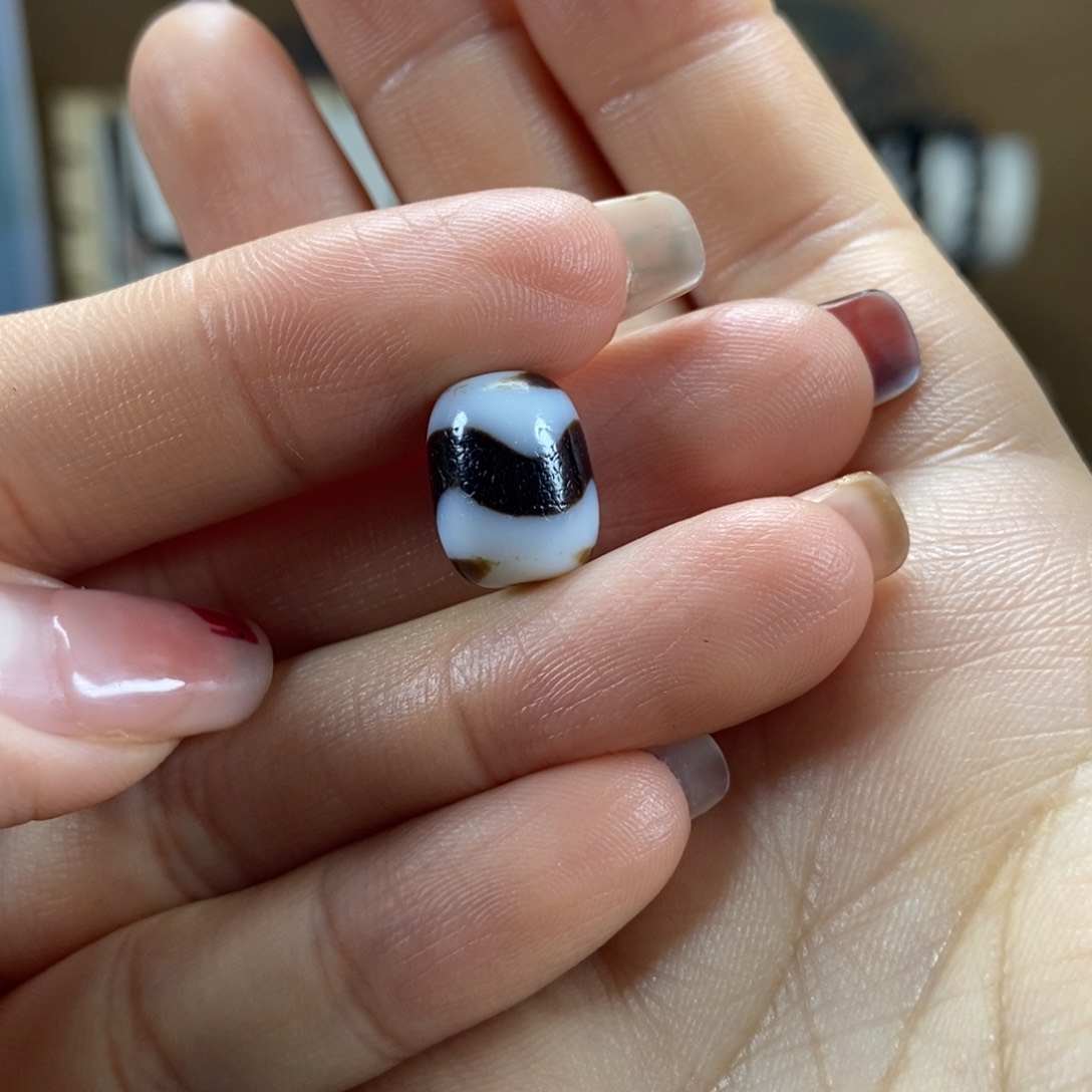 玛瑙/玉髓未镶嵌牙牙