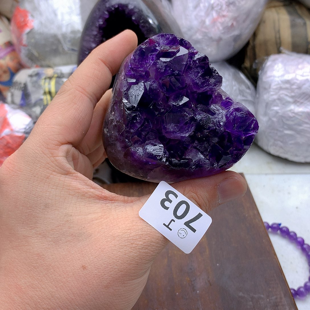 紫晶大型摆件（非配饰）未镶嵌