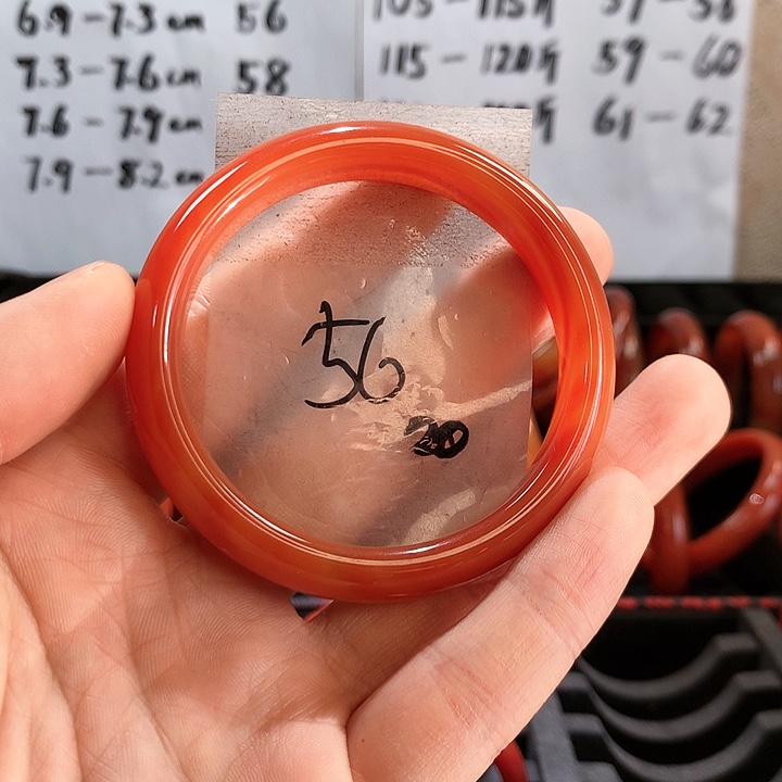 玛瑙/玉髓手镯未镶嵌