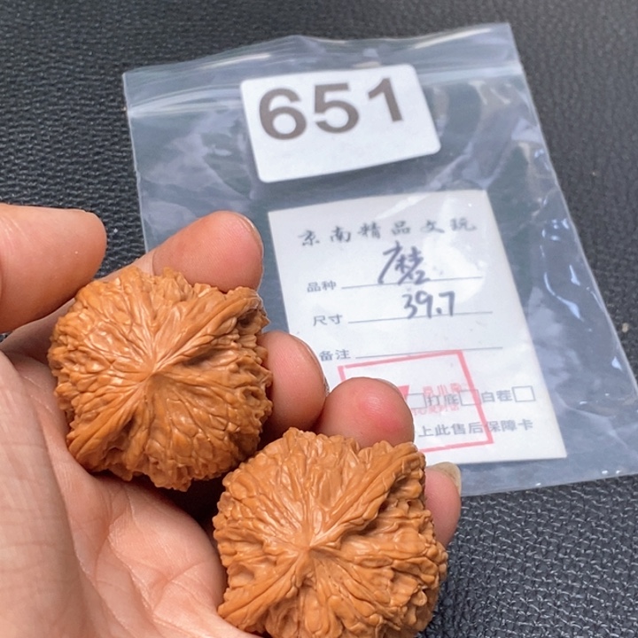 文玩核桃吊坠文玩核桃一物一图