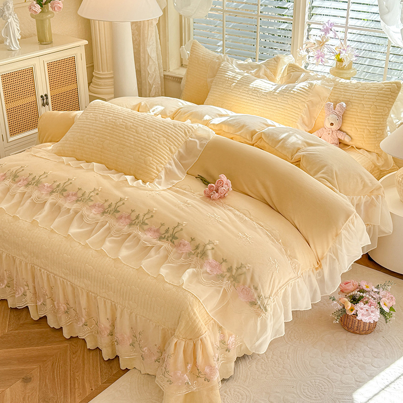 新款加厚夹棉牛奶绒床盖款四件套蕾丝花边床裙双面绒被套床品套件