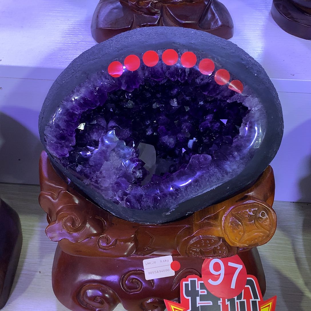 未镶嵌大型摆件（非配饰）紫晶