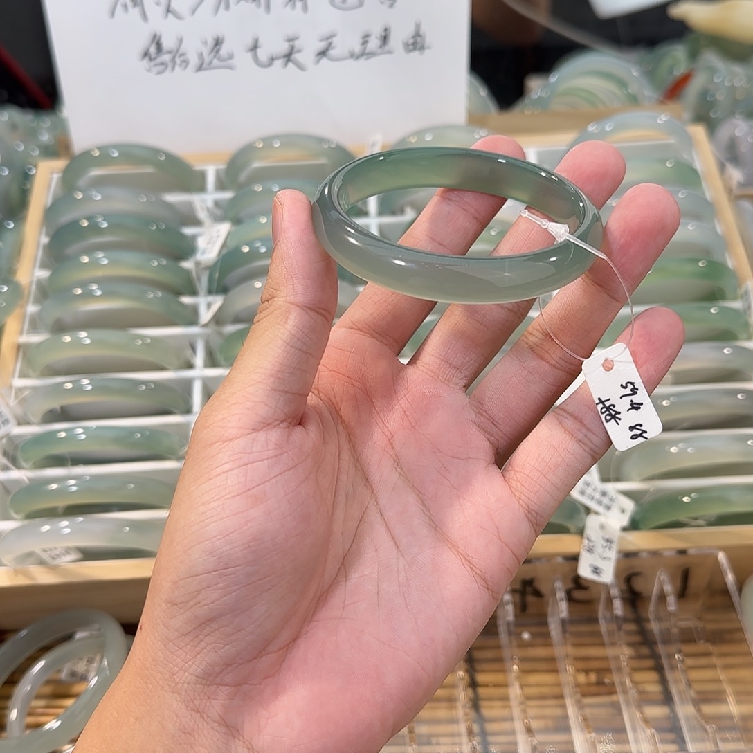 手镯玛瑙/玉髓未镶嵌圈口59.4
