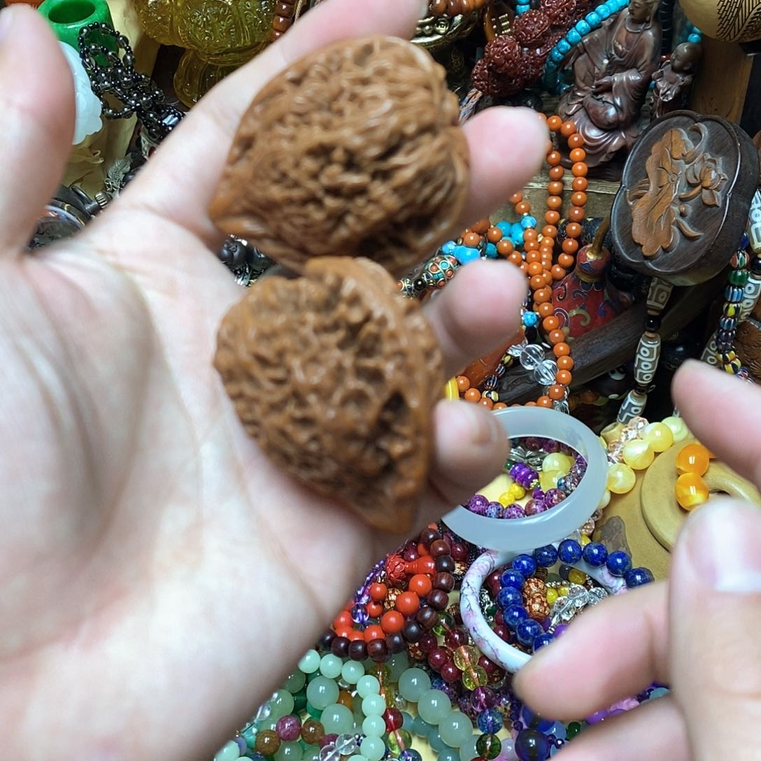 滴血莲花菩提吊坠