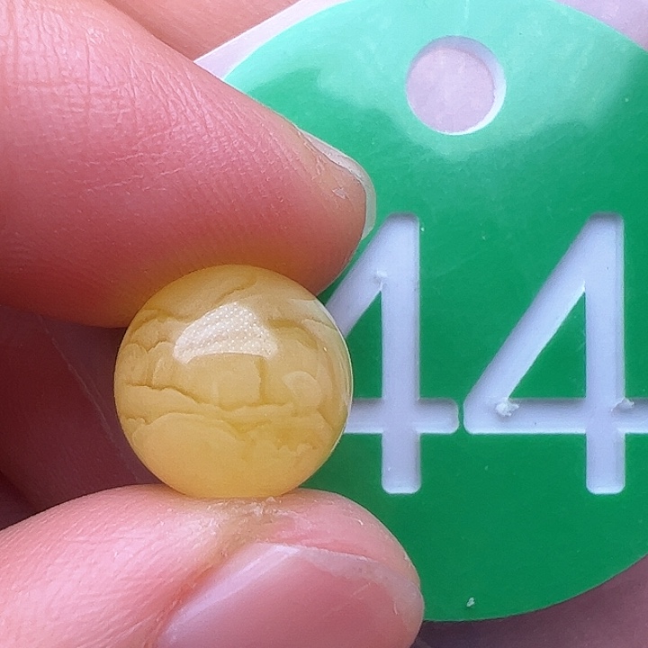 蜜蜡裸石未镶嵌10.5m m