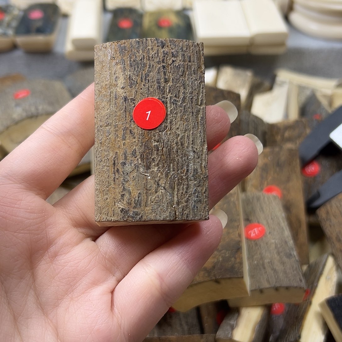 矯***生猛犸象牙手串/手链/手镯猛犸原材料边角料大块料