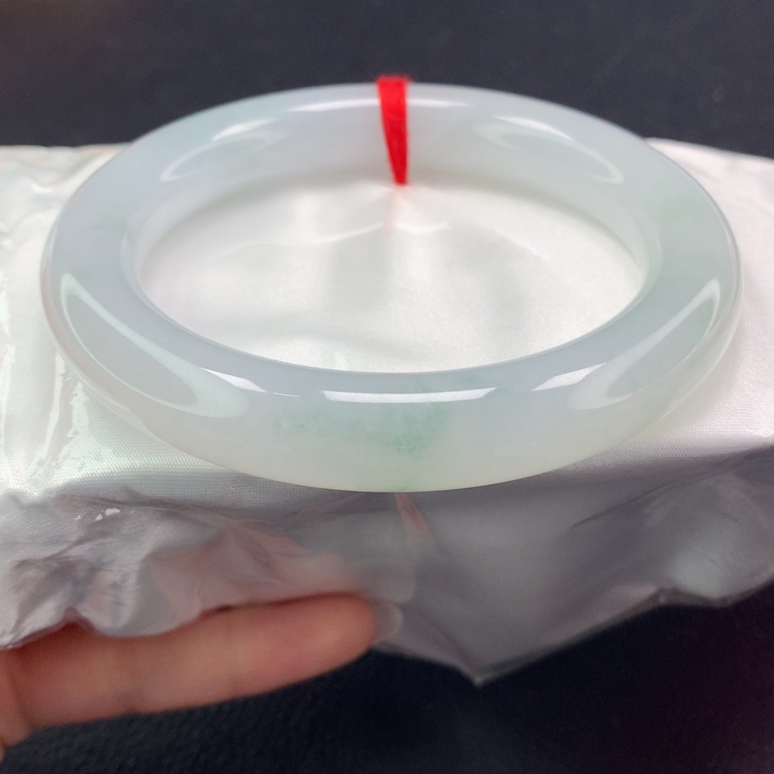 翡翠手镯未镶嵌(14号)胖圆条