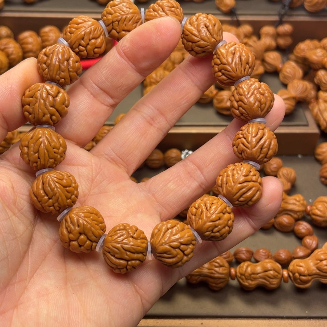 桃核手串龙纹桃核6