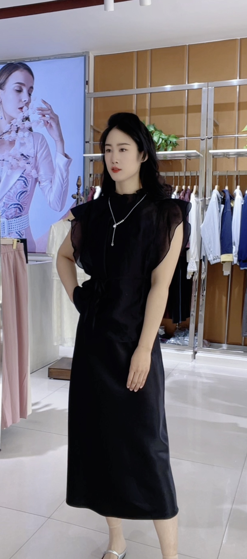 时尚套装法式夏季收腰气质显瘦裙子长款黑色套装泡泡袖修身