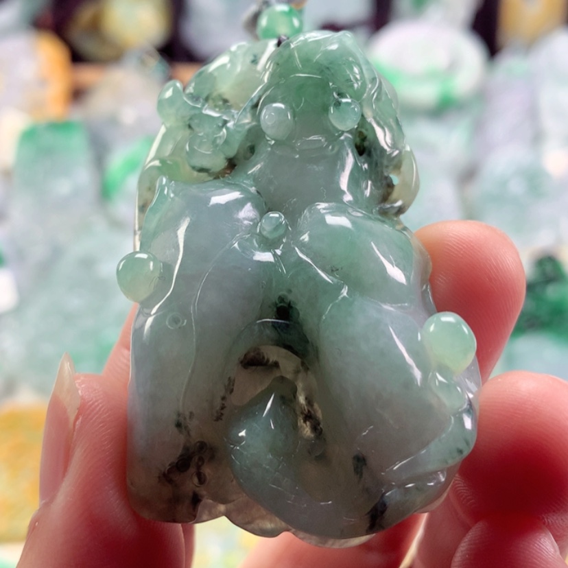 【闪购商品】翡翠吊坠(不含链)未镶嵌