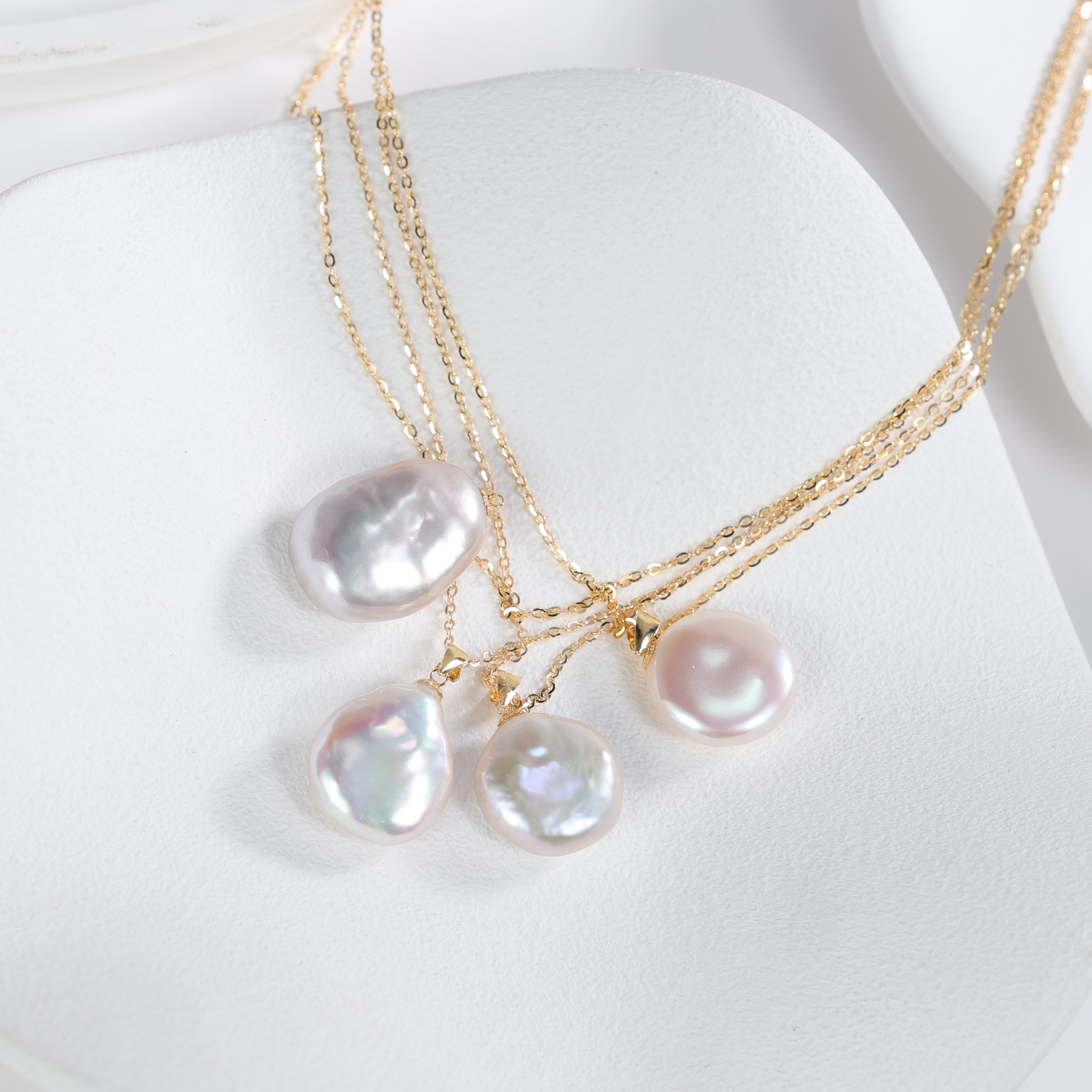 【ZY】18k金淡水巴洛克无事牌吊坠 送银链 多样性发货发一