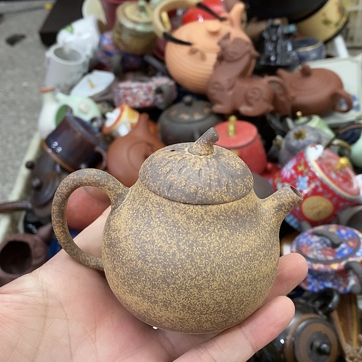 陶瓷艺术品及陶瓷壶