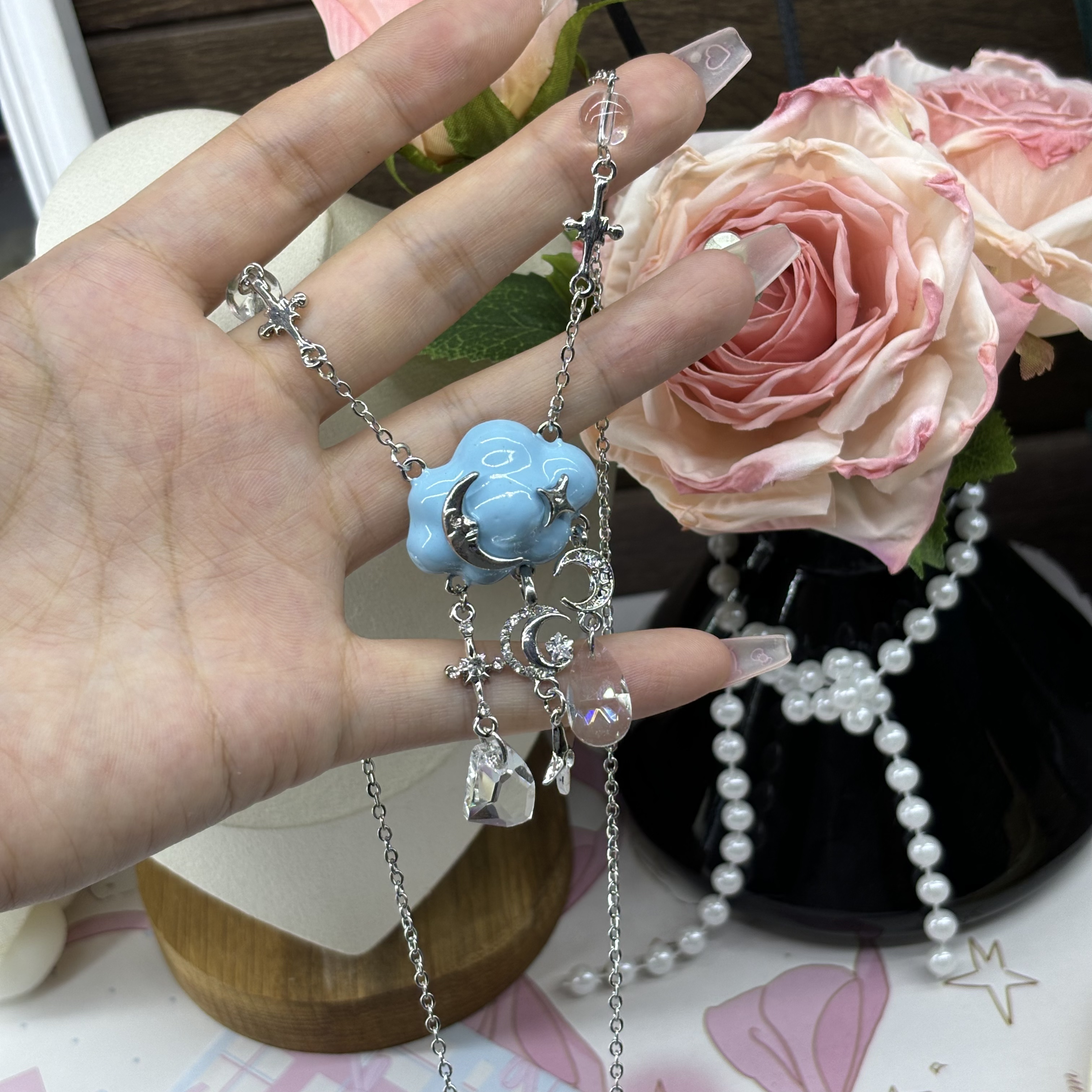 铜合金仿水晶项链 蓝色云朵毛衣链052