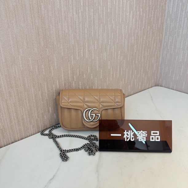 99新 GUCCI/古驰 一桃/古驰 奶茶色马蒙迷你斜挎