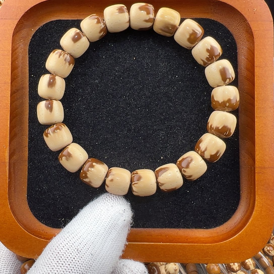 紫金鼠手串实心老型奶盖特价