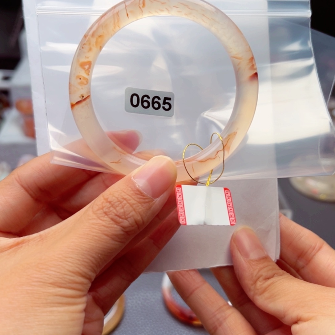 玛瑙/玉髓手镯手镯未镶嵌_****?