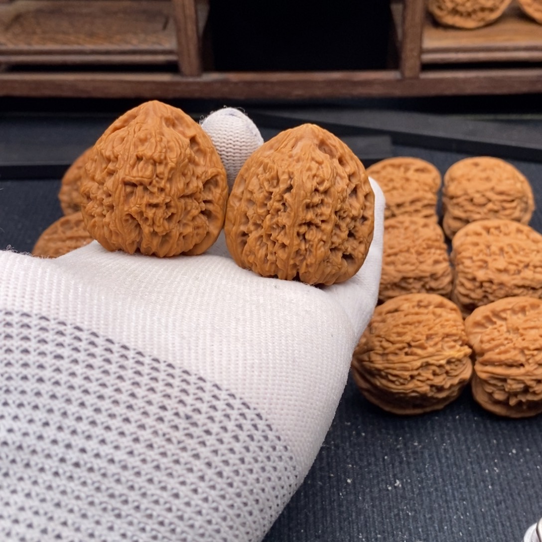 马***上文玩核桃吊坠编号999