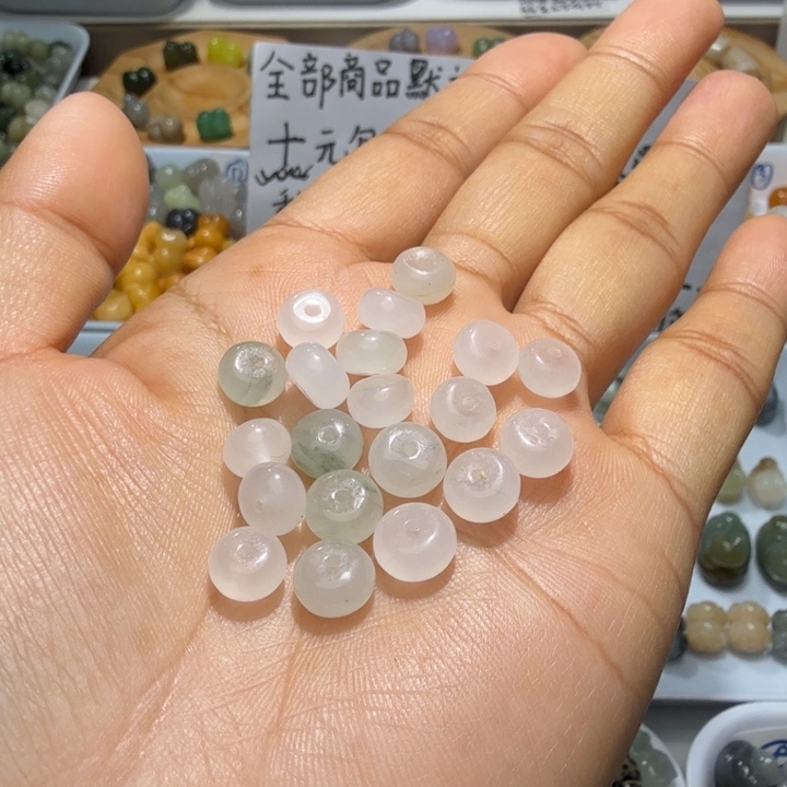 和田玉未镶嵌珠宝奇石