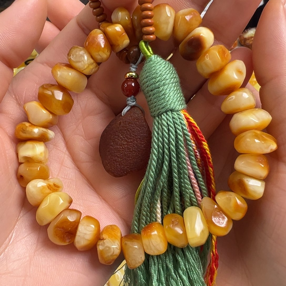 蜜蜡未镶嵌裸石蜜蜡