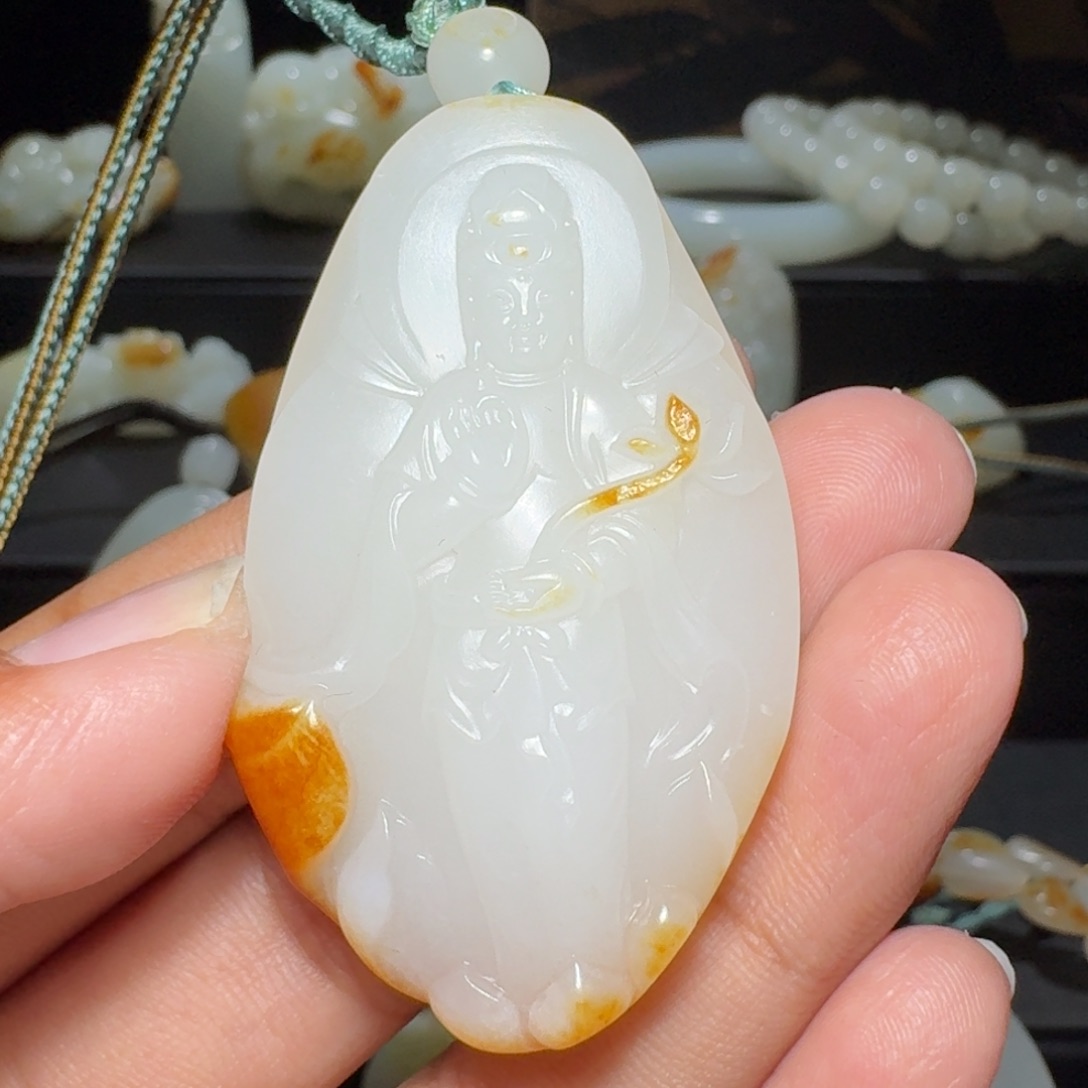 龙***海和田玉未镶嵌颈饰