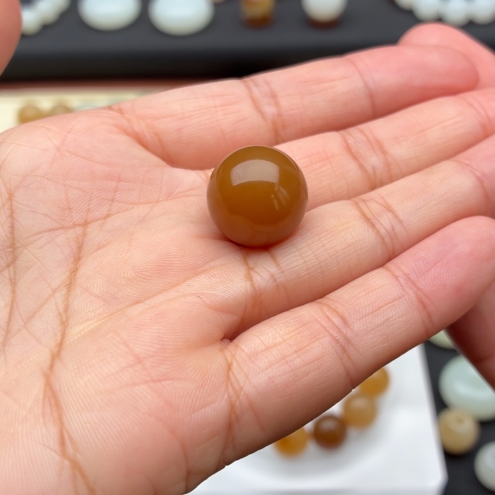 和田玉（糖玉）未镶嵌颈饰16mm