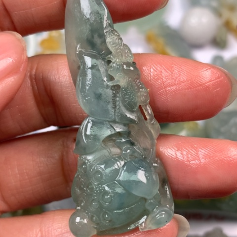 定制翡翠未镶嵌翡翠