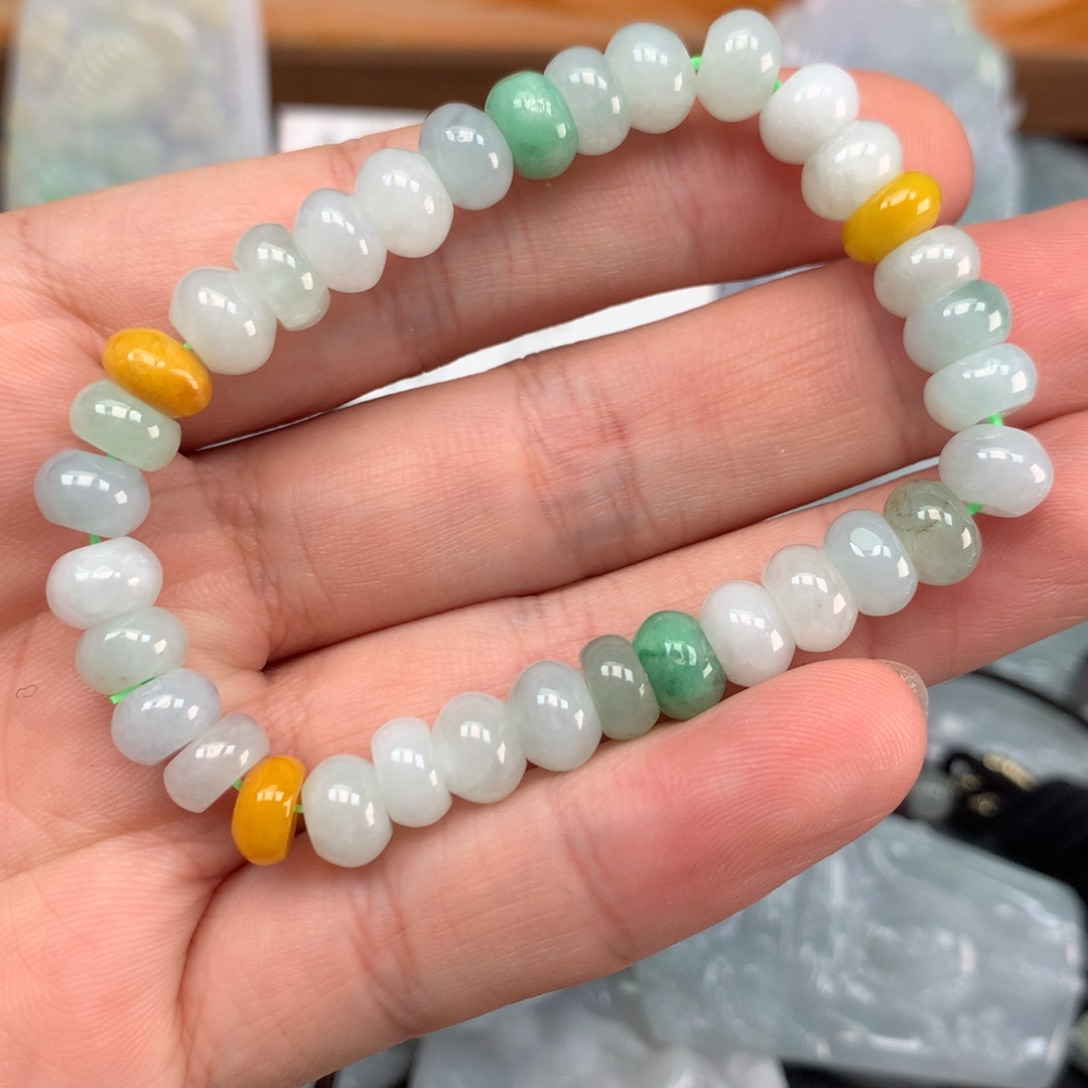 翡翠未镶嵌颈饰福利