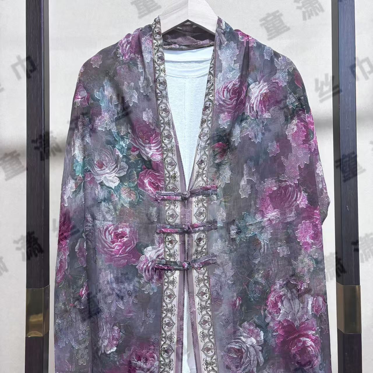 （假日玫瑰）烧花盘扣长巾70*180左右