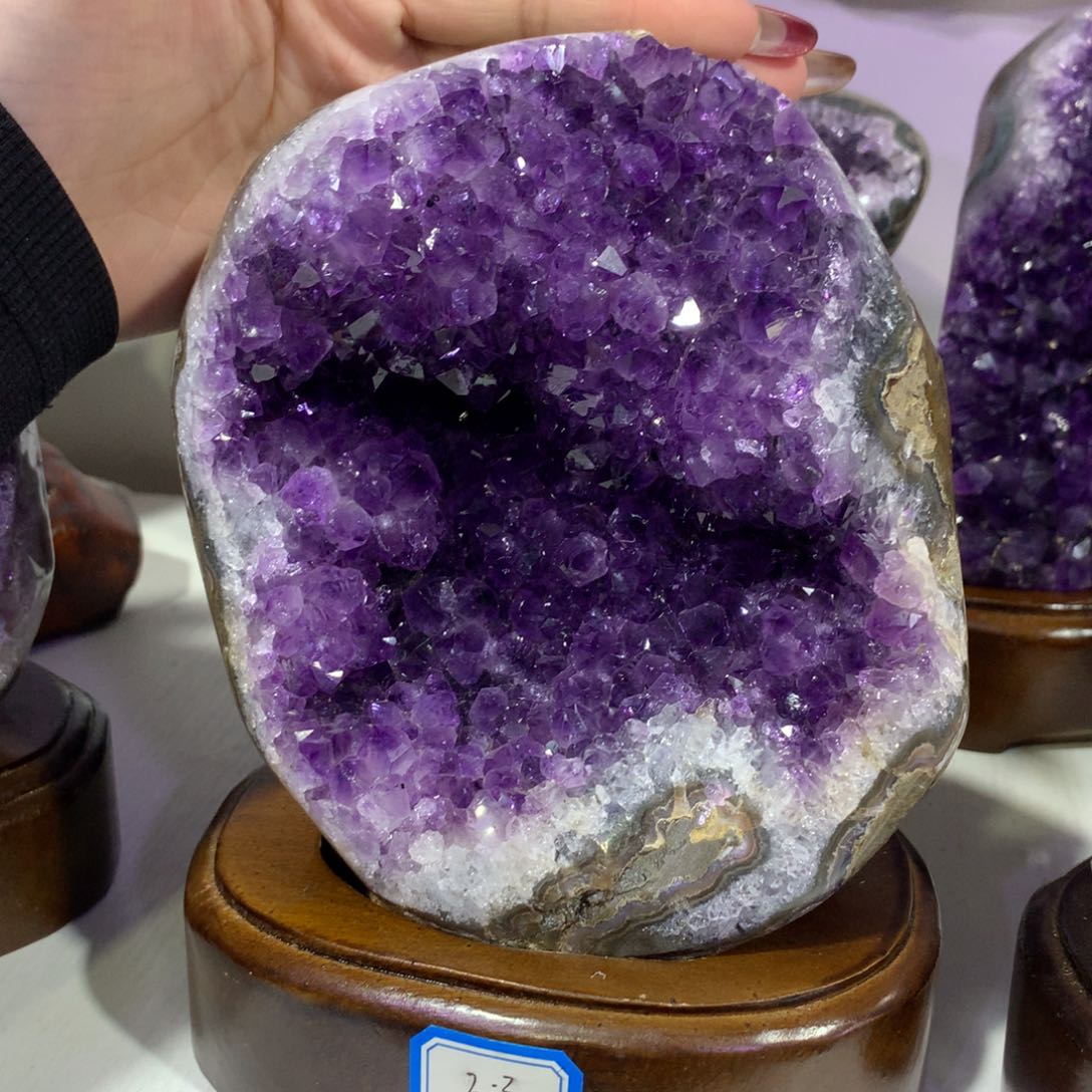 水晶摆件婷未镶嵌