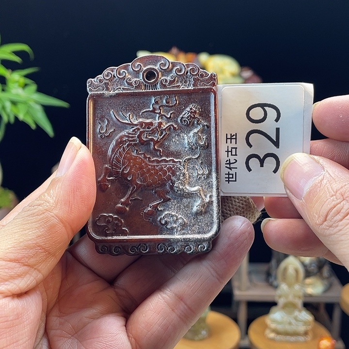 和田玉（糖玉）未镶嵌挂件