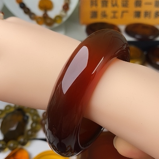 琥珀未镶嵌手镯收藏精品紫红蜜手镯60圈20.4宽