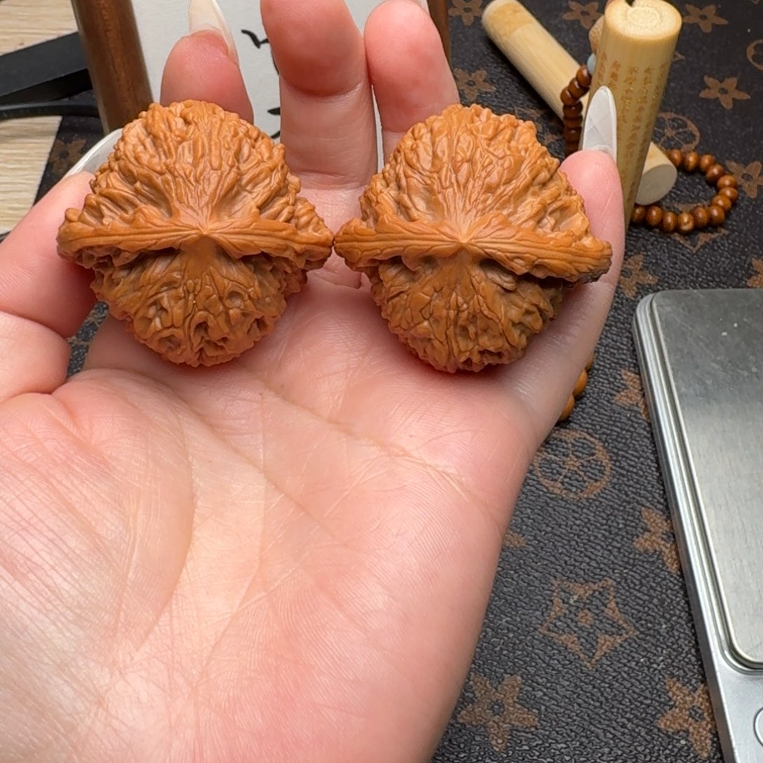 保***金文玩核桃把件4 2南疆G045