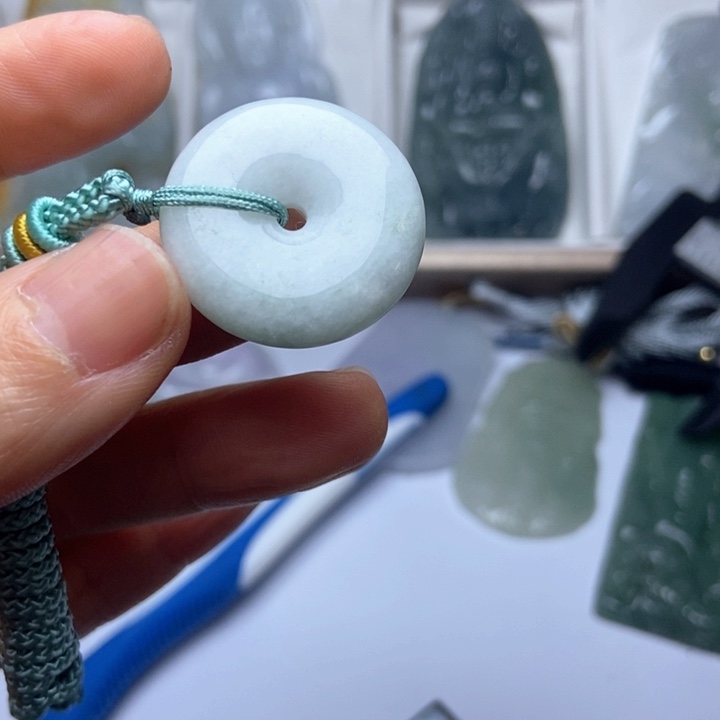 翡翠未镶嵌挂件翡翠