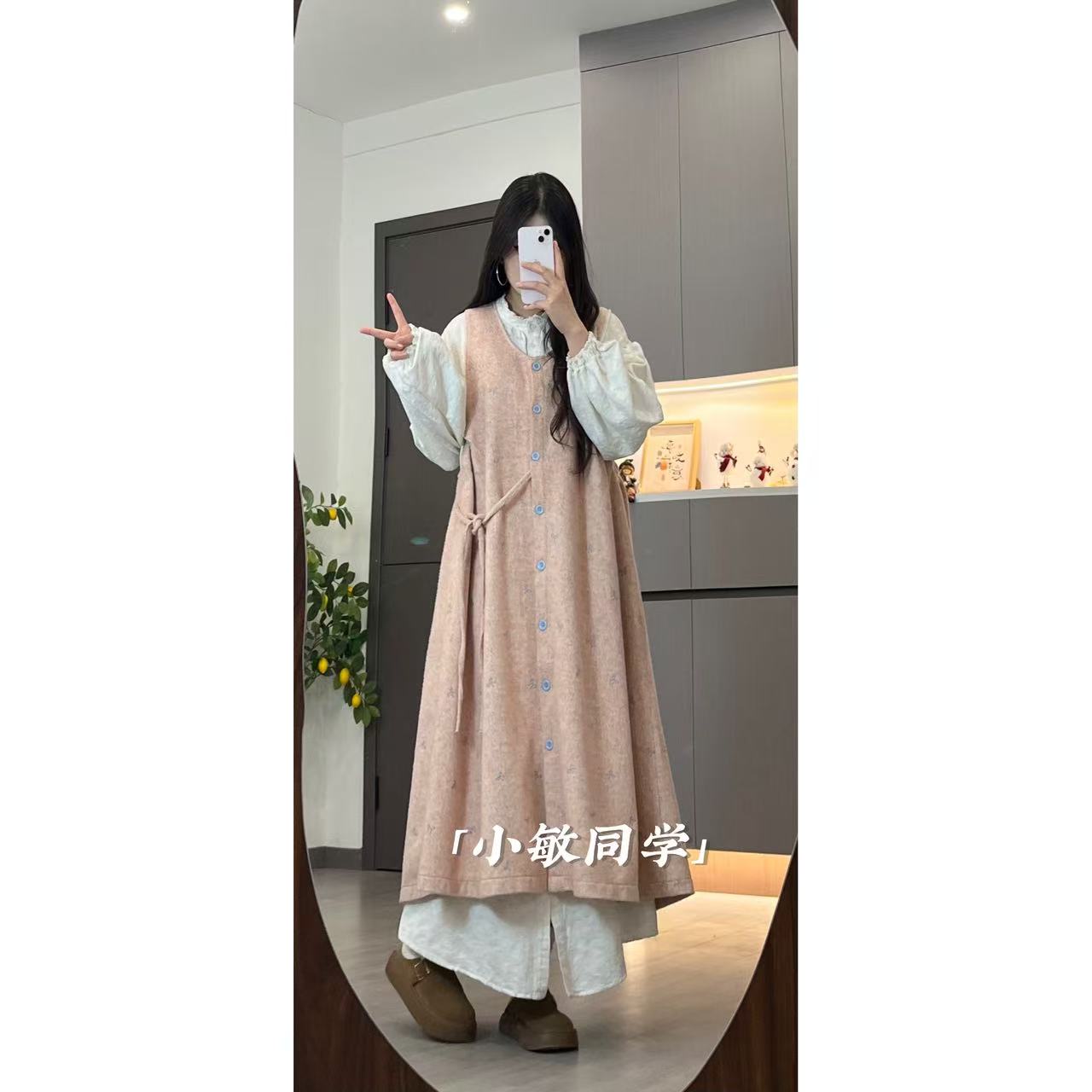 粉色系精致蝴蝶结印花工艺气质温柔少女宽松背心裙搭配4185 2510