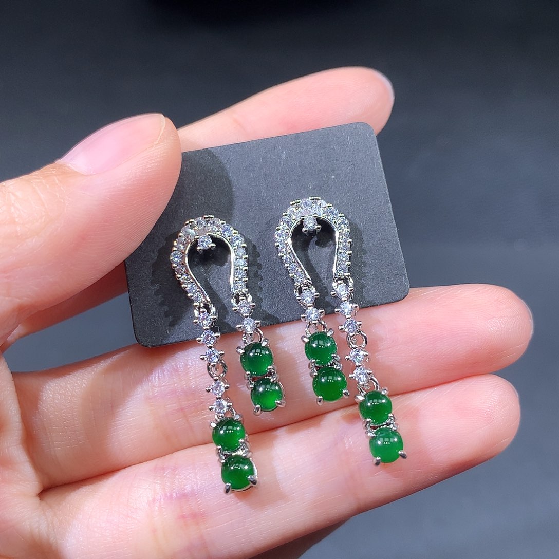 未镶嵌戒指翡翠翡翠