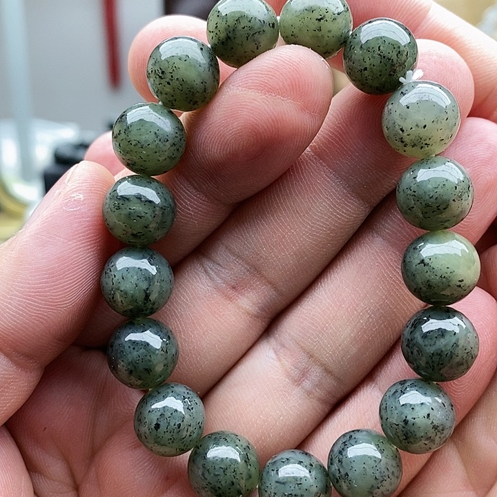 【闪购商品】未镶嵌手链和田玉12青花