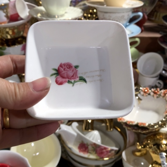 瓷片微瑕陶瓷处理介意请慎拍8厘米